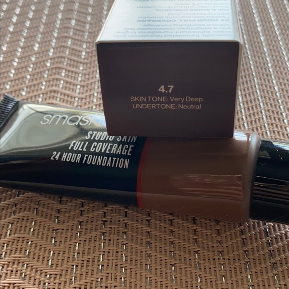 Smashbox foundation - Picture 3 of 3